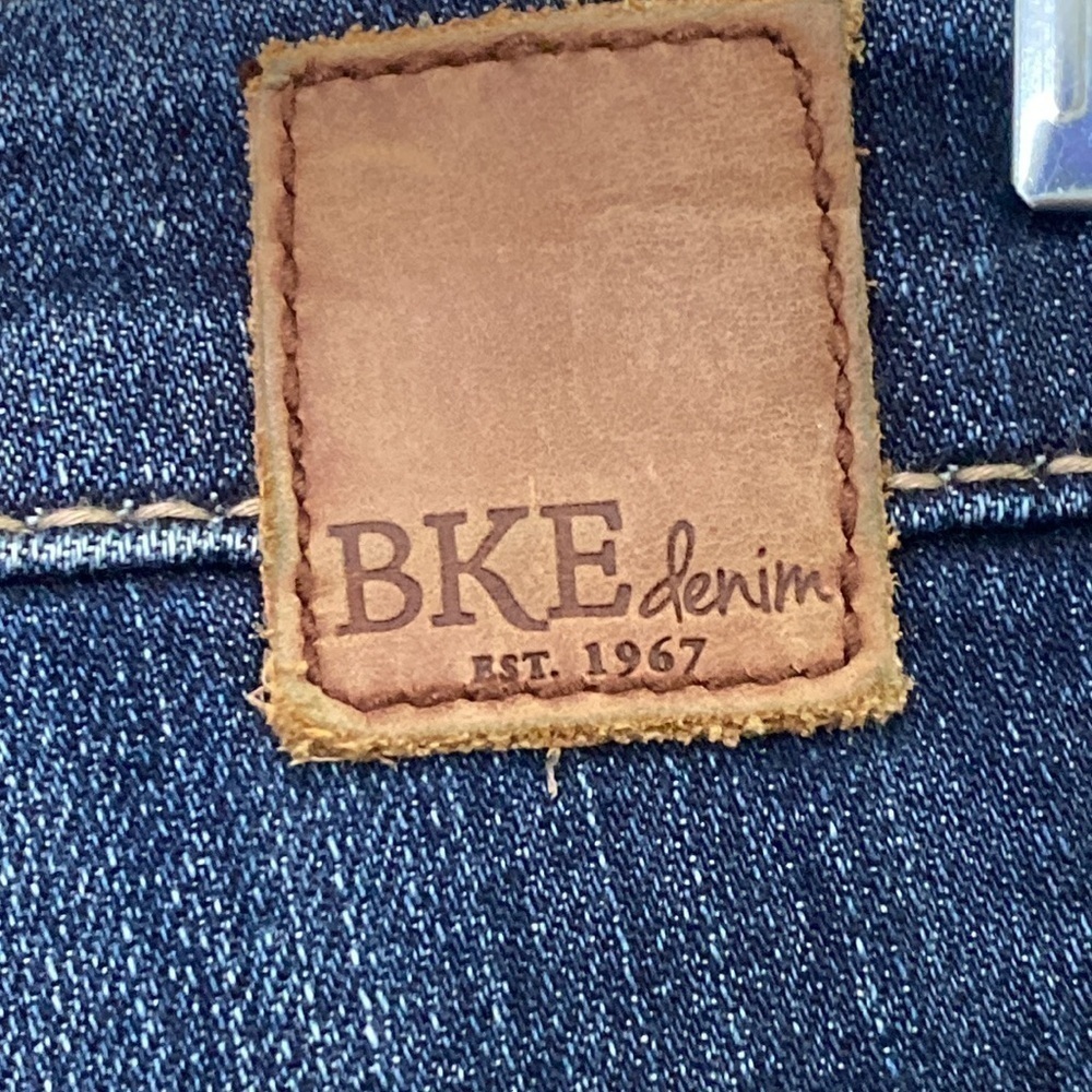 ❌SOLD❌BKE Payton Bootcut BUCKLE Jeans Mid-Rise Dark Wash Stretch Denim 27x33 - Picture 11 of 16